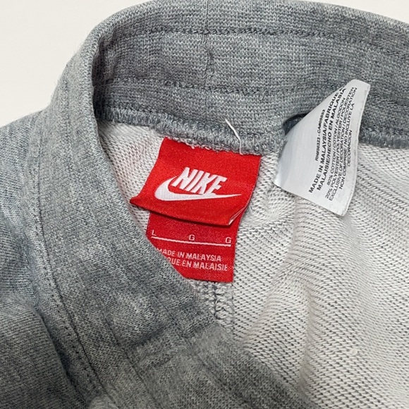 Boys Nike Shorts Large - Picture 10 of 11